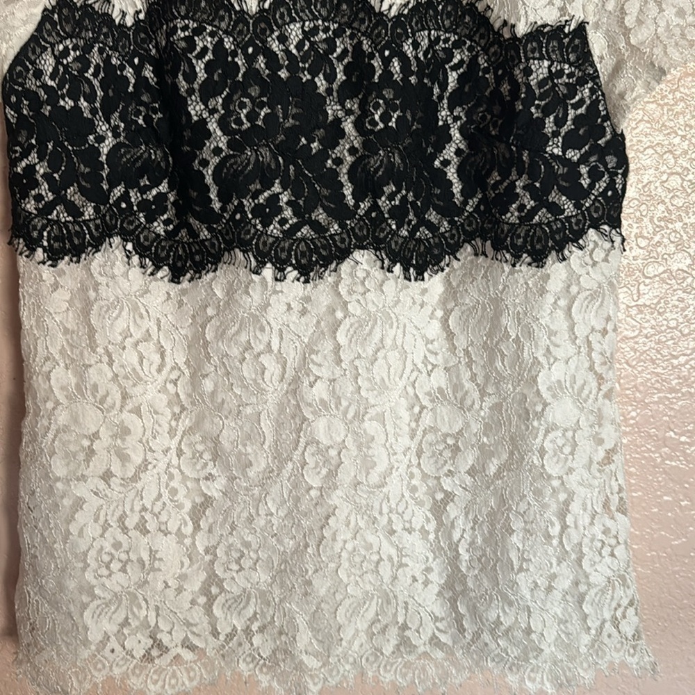 Peter Som Women’s Size 6 Black and White Lace and Sequin Collar Feminine Blouse - Picture 3 of 5